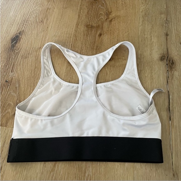 3 PC Victoria’s Secret Set Knockout Leggings + Player Sports Bra + Tank MEDIUM - Picture 13 of 13